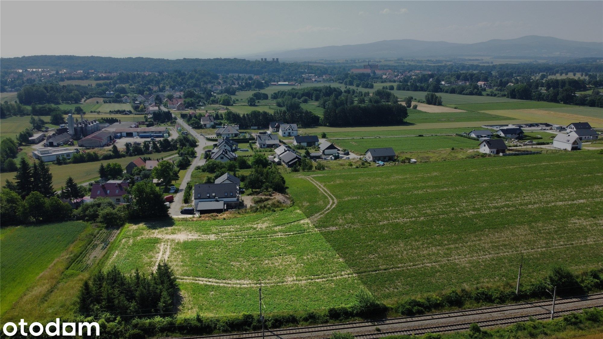 Działka 4040 m² | Nowy MPZP | Media przy działce | Widok na Pałac — Kamieniec Ząbkowicki