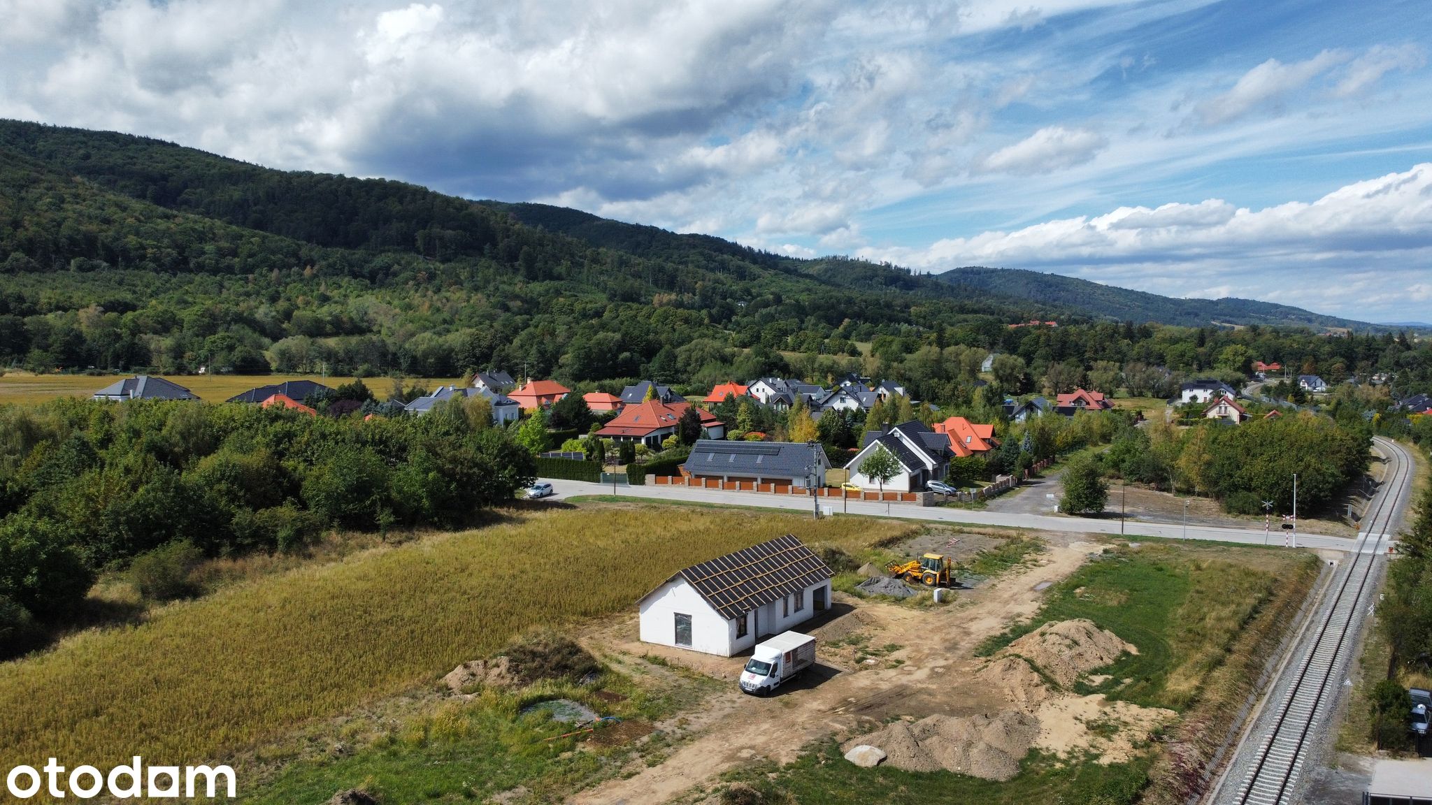 Nowy dom 105 m², ul. Wysoka Bielawa, działka 675 m², malowniczo — Bielawa